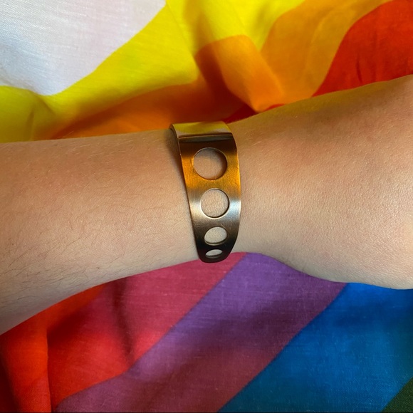 Vintage Copper Cuff - Picture 8 of 10